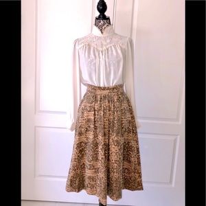 VTG 70s Cotton Velvet feather print dirndl skirt 26 inch waist 2 pockets